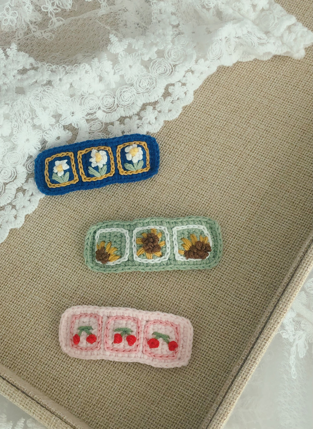 Crochet/Handmade Hair Clips/Hairpin/Fringe Pin/Bang Pin - Vintage Squares