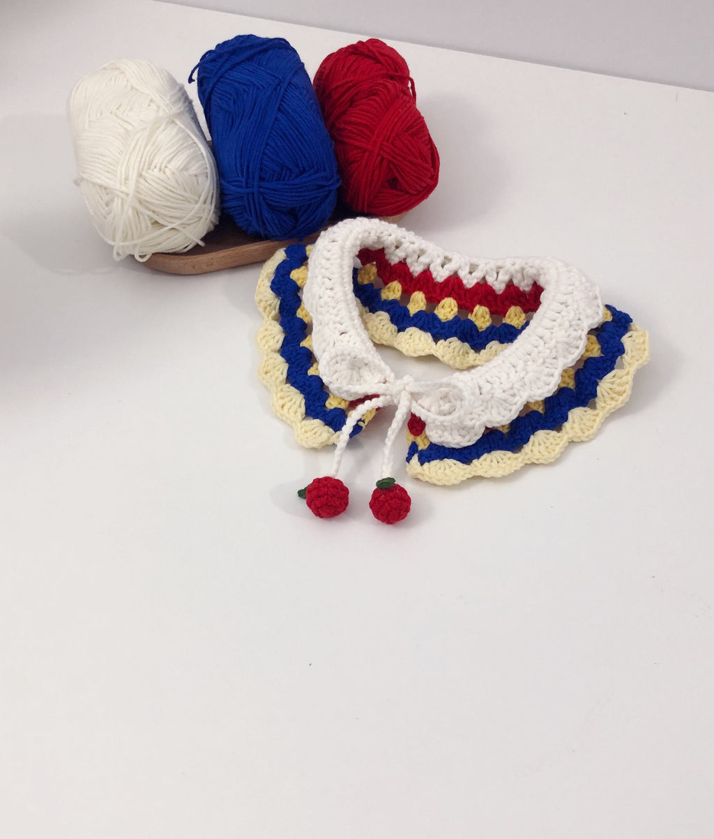 Crochet pet collar - 100% handmade - Snow White