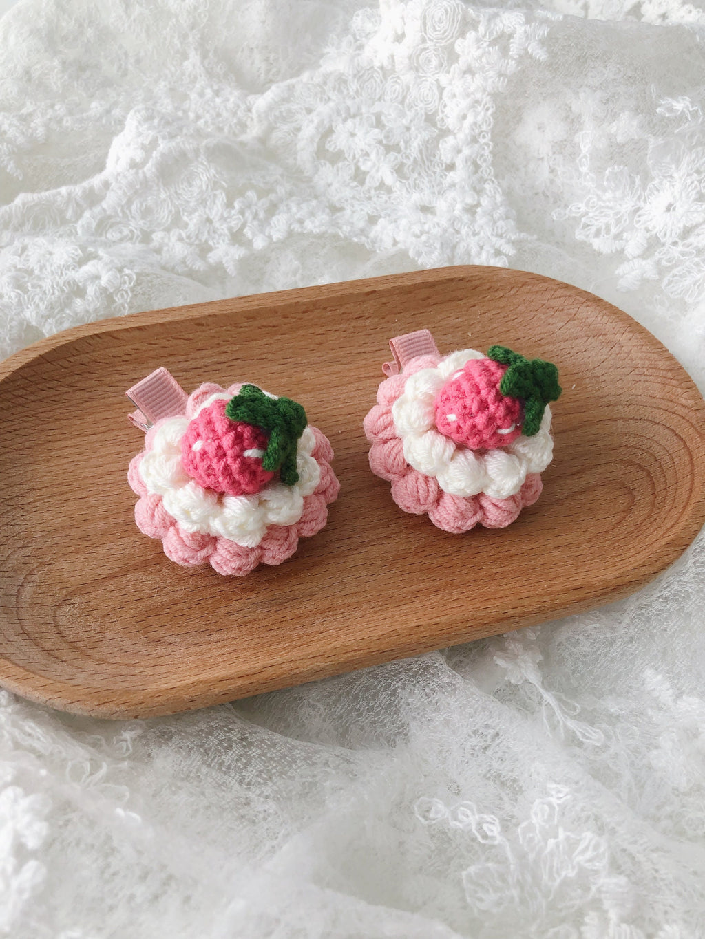 Crochet/Handmade Hair Clips/Hairpin - Strawberry Tart -Gifts to Kids/Girls
