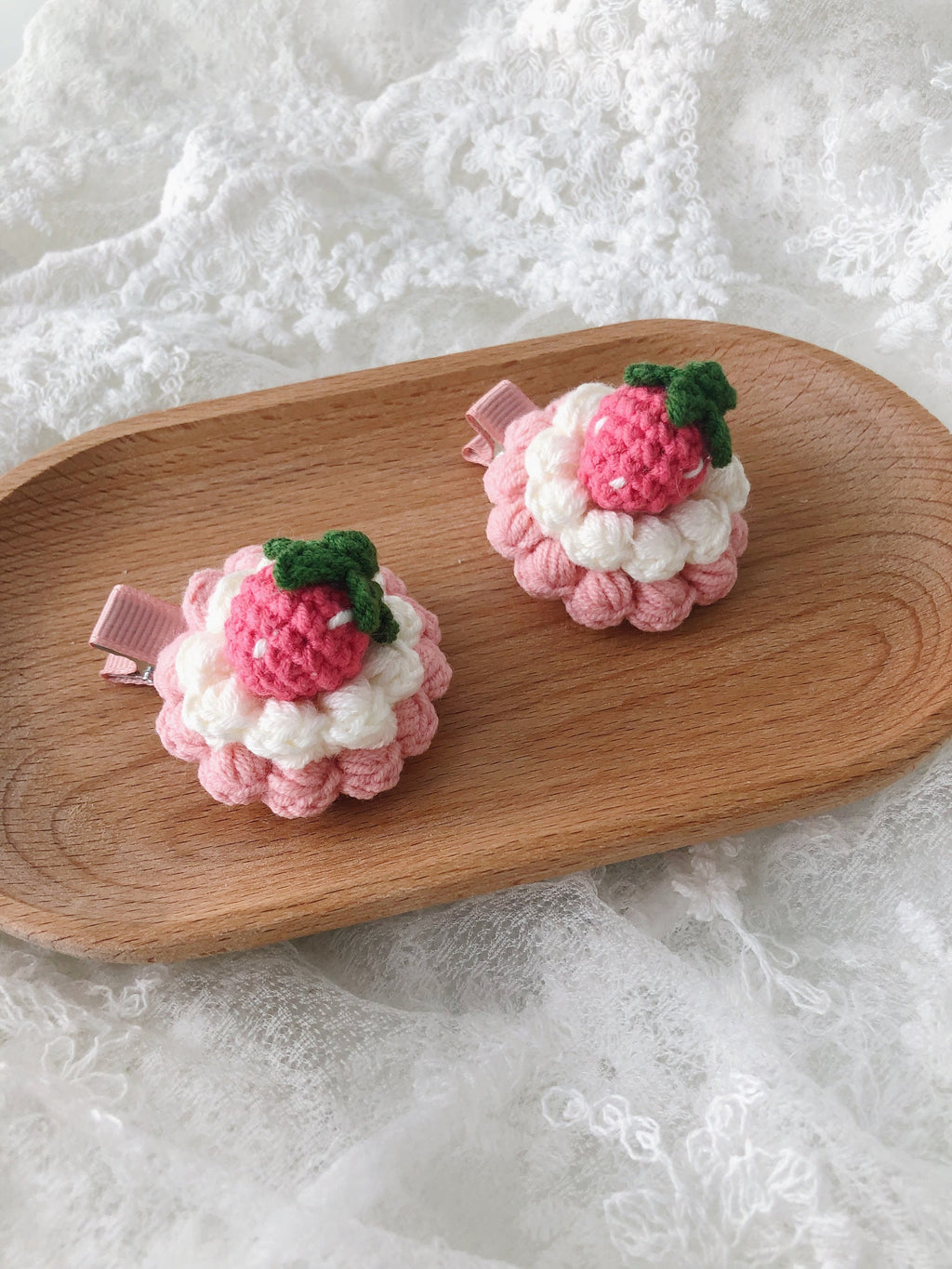 Crochet/Handmade Hair Clips/Hairpin - Strawberry Tart -Gifts to Kids/Girls