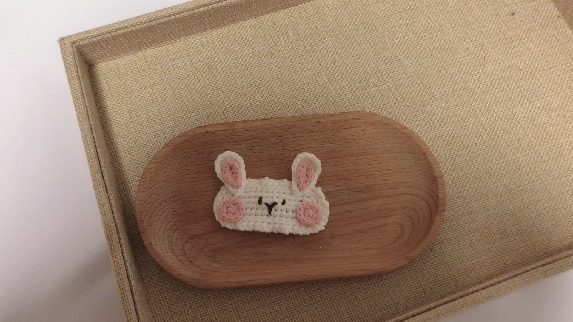 Crochet/Handmade Hair Clips/Hairpin - Long-eared Rabbits/Bunny-Gifts to Kids/Girls